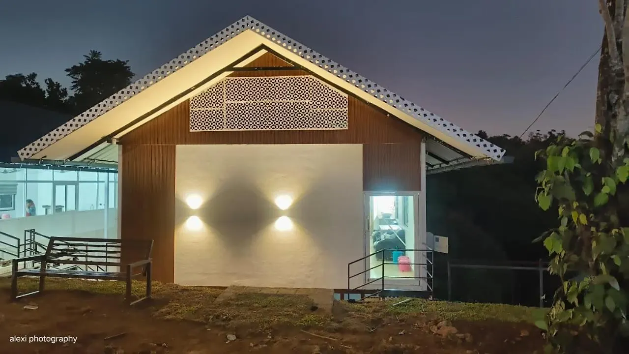 The Cloud Mountain Tourist Villa Vagamon